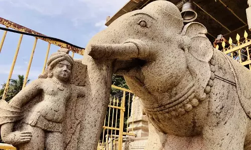 12ம் நூற்றாண்டு கால சிலைகள்