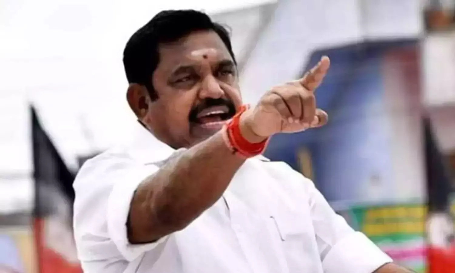 கனமழை எதிரொலி: காஞ்சிபுரத்தில் நடைபெற இருந்த அ.தி.மு.க. பொதுக்கூட்டம் ஒத்திவைப்பு