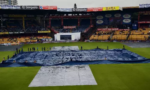 இந்தியா - நியூசிலாந்து டெஸ்ட்: மழையால் முதல் நாள் ஆட்டம் ரத்து