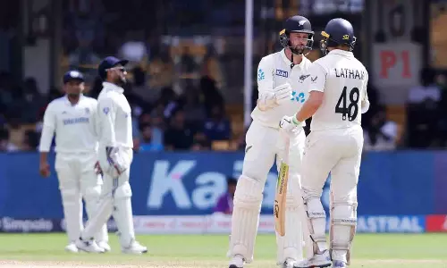 இந்தியாவுக்கு எதிரான டெஸ்ட்: 2-ம் நாள் ஆட்ட நேர முடிவில் நியூசிலாந்து அணி 180/3