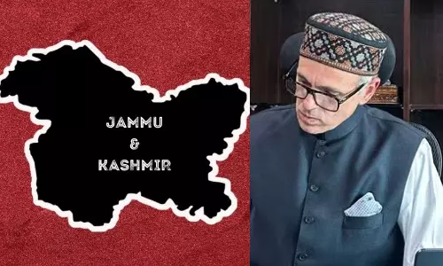 ஜம்மு காஷ்மீருக்கு மீண்டும் மாநில அந்தஸ்து..  அமைச்சரவையில்  தீர்மானம் நிறைவேற்றிய உமர் அப்துல்லா