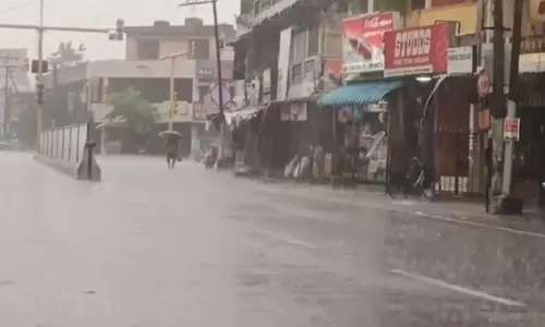 கனமழை- புதுச்சேரியில் இன்று பள்ளி, கல்லூரிகளுக்கு விடுமுறை அறிவிப்பு