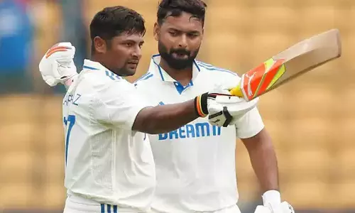 சர்பராஸ் கான், ரிஷப் பண்ட் அபாரம்- மதிய உணவு இடைவேளை வரை இந்தியா 344/3