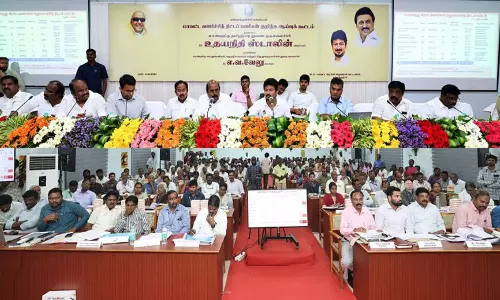 சாலை விபத்துக்களை தடுக்க நடவடிக்கை எடுக்க வேண்டும் - உதயநிதி ஸ்டாலின்