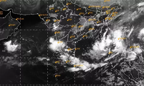 தமிழகத்தில் அடுத்த 3 மணி நேரத்திற்குள் 17 மாவட்டங்களில் மழைக்கு வாய்ப்பு