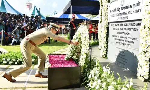 நாட்டின் எல்லையை ராணுவ வீரர்கள் காப்பது போல் நமது வீடுகளை பாதுகாப்பவர்கள் காவல்துறையினர்- மு.க.ஸ்டாலின்