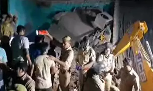 சிலிண்டர் வெடித்து 5 பேர் உயிரிழப்பு