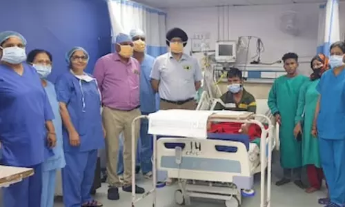 இதயத்தில் கத்தியோடு 6 நாளாக துடிதுடித்த நபர்.. மெடிக்கல் மிராக்கிள் நிகழ்த்திய மருத்துவர்கள்