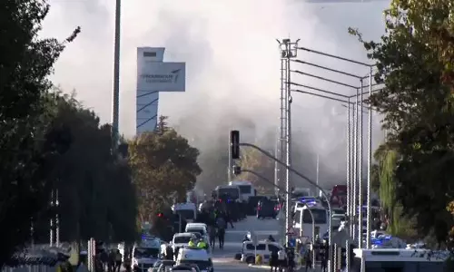 துருக்கி விண்வெளி ஆய்வு மையத்தில் பயங்கரவாத தாக்குதல்: 4 பேர் பலி