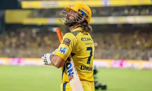 முக்கியமான மீட்டிங்... டோனி அனுப்பிய மெசேஜ்- நம்பிக்கையில் சி.எஸ்.கே.