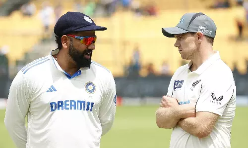 புனே டெஸ்டில் நியூசிலாந்து பேட்டிங்: இந்திய அணியில் மூன்று மாற்றங்கள்- வாஷிங்டன் சுந்தருக்கு வாய்ப்பு