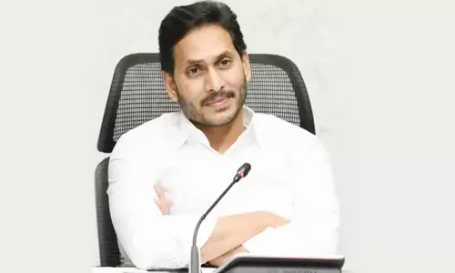 ஆந்திராவில் 77 பெண்கள் பலாத்காரம்:  மன்னிப்பு கேளுங்கள் என ஜெகன்மோகன் ரெட்டி ஆவேசம்