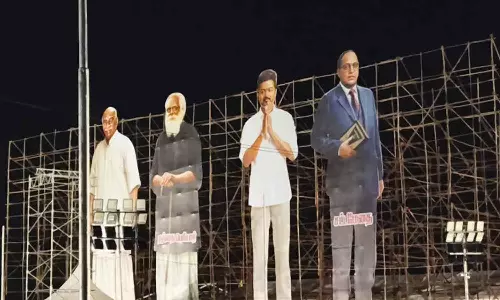 விஜய் கட்சி மாநாட்டுக்கு பிரமாண்ட ஏற்பாடுகள் - மதியம் 2 மணிக்குள் இருக்கைகளில் அமர உத்தரவு