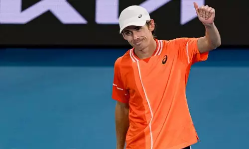 வியன்னா ஓபன் டென்னிஸ்: காலிறுதிக்கு முன்னேறிய டி மினார்