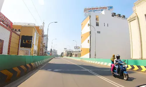தி.நகரில் கூட்ட நெரிசல்- வாகனங்களை இங்கே நிறுத்த பொது மக்களுக்கு அனுமதி