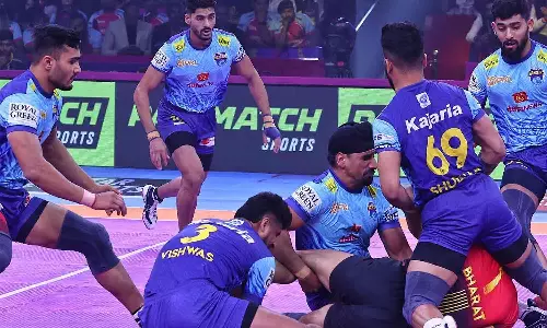 புரோ கபடி லீக் 2-வது வெற்றி யாருக்கு? மும்பை-பெங்கால் இன்று மோதல்