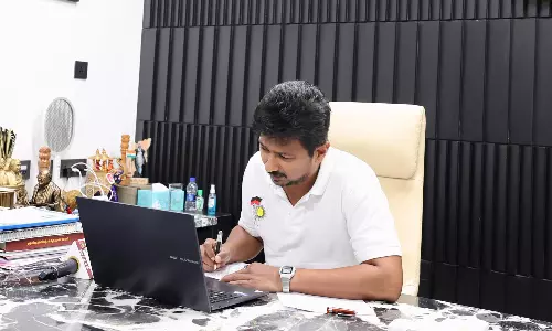 மதுரை மழை பாதிப்பு... காணொலி மூலம் துணை முதலமைச்சர் ஆலோசனை