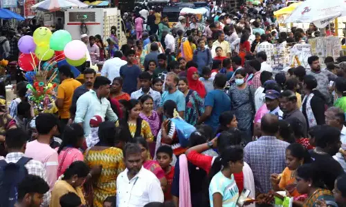 தமிழகம் முழுவதும் தீவிர கண்காணிப்பு- தீபாவளி பாதுகாப்புக்கு 48 ஆயிரம் போலீசார்