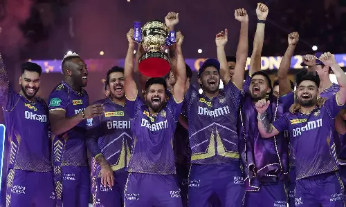 4 வீரர்கள் தக்கவைப்பு: ஷ்ரேயாஸ் ஐயர் மீது ஆர்வம் இல்லாத கேகேஆர்- வெளியான தகவல்