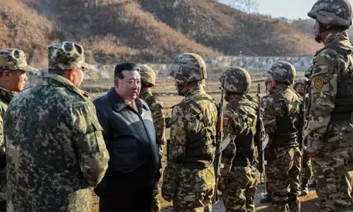 ரஷியாவுக்கு 10 ஆயிரம் வீரர்களை அனுப்பியது வட கொரியா