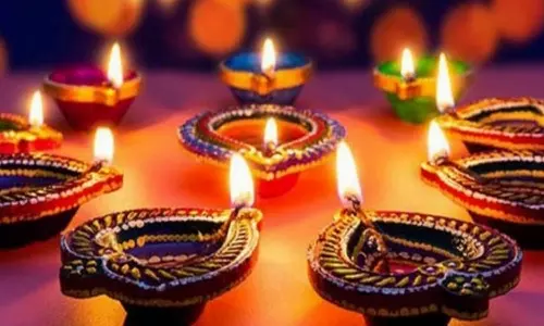 31-10-2024 தீபாவளி பண்டிகை: இருள் நீக்கி ஒளி பரப்பும் `தீப ஒளி திருநாள்