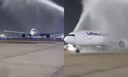 லுஃப்தான்சா சரக்கு விமானத்திற்கு சென்னை விமான நிலையத்தில் பிரமாண்ட வரவேற்பு