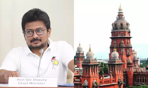 அரசு நிகழ்ச்சியில் கட்சி சின்னத்துடன் உதயநிதி டிஷர்ட் அணிந்த விவகாரம்- அரசு பதில் அளிக்க ஐகோர்ட் உத்தரவு