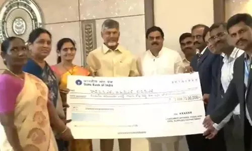 இலவச சிலிண்டர்களுக்கான நிதியை பெட்ரோலிய நிறுவனங்களுக்கு விடுவித்தார் சந்திரபாபு நாயுடு