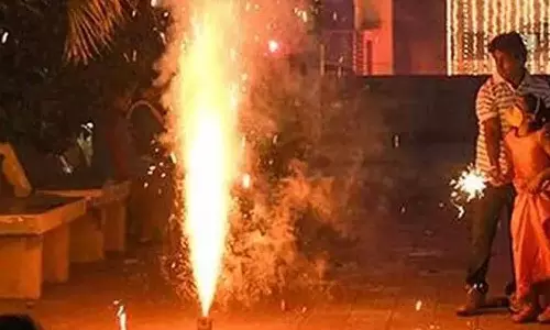 சென்னையில் தீபாவளி பண்டிகை களைகட்டியது: தீ விபத்துக்களை தடுக்க 70 இடங்களில் ஏற்பாடு