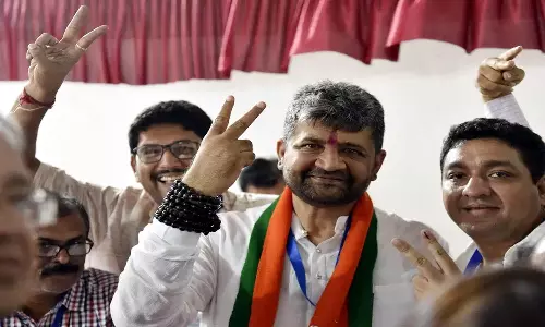 மகாராஷ்டிரா சட்டமன்ற தேர்தல்: 2019-ஐ விட 575 சதவீதம் உயர்ந்த பா.ஜ.க. வேட்பாளரின் சொத்து மதிப்பு