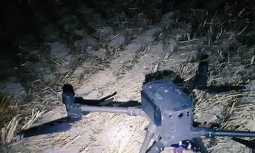 பாகிஸ்தான் எல்லை அருகே போதைப்பொருள் கடத்தல் முயற்சி முறியடிப்பு- டிரோன் பறிமுதல்