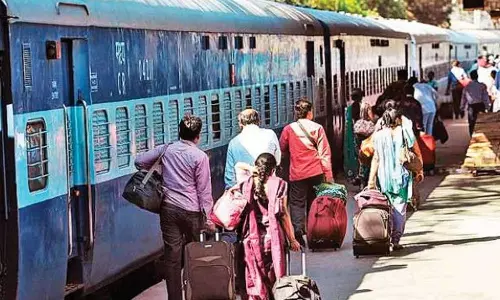 ரெயில் டிக்கெட் முன்பதிவு காலம் 60 நாளாக குறைப்பு- இன்று முதல் அமல்