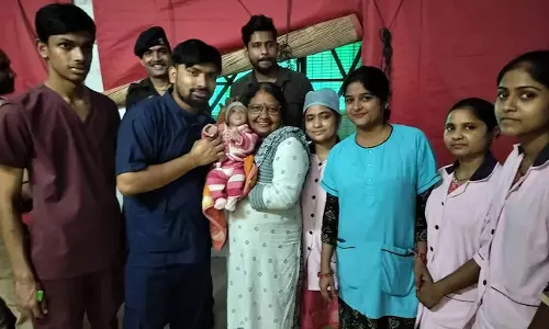 பாலத்துக்கு கீழே தூக்கி வீசப்பட்ட பச்சிளம் குழந்தை.. 2 மாதம் போராடி காப்பாற்றிய மருத்துவர்கள்