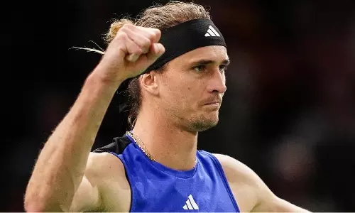 பாரீஸ் மாஸ்டர்ஸ் டென்னிஸ்: இறுதிப்போட்டிக்கு முன்னேறினார் ஸ்வரேவ்