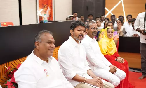 தமிழக அரசின் வரி உயர்வுக்கு கடும் கண்டனம்: மதுக்கடைகளை மூட வேண்டும்- த.வெ.க. செயற்குழு தீர்மானங்கள்