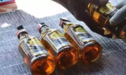 தீபாவளி விடுமுறையை யொட்டி புதுச்சேரியில் ரூ.50 கோடிக்கு மது விற்பனை