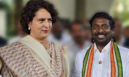 வயநாடு இடைத்தேர்தல்- பிரியங்கா காந்திக்கு நேரில் வாழ்த்து தெரிவித்த விஜய் வசந்த்