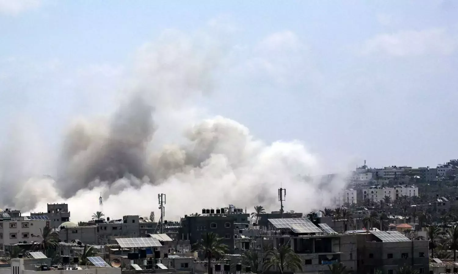 காசாவில் இஸ்ரேல் வான்வழி தாக்குதல்: 20 பேர் பரிதாப பலி