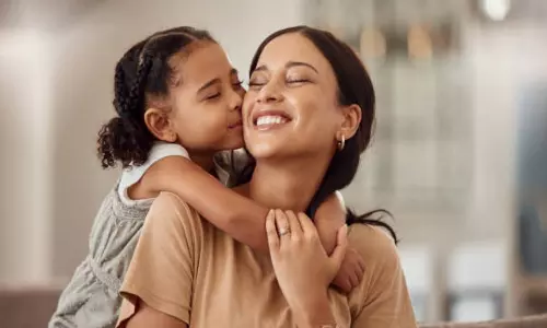 தாய்-மகள் உறவுக்கு பலம் சேர்க்கும் விஷயங்கள்