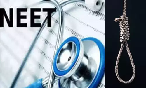 களக்காட்டில் நீட் தேர்வுக்கு பயிற்சி பெற்று வந்த மாணவி தற்கொலை