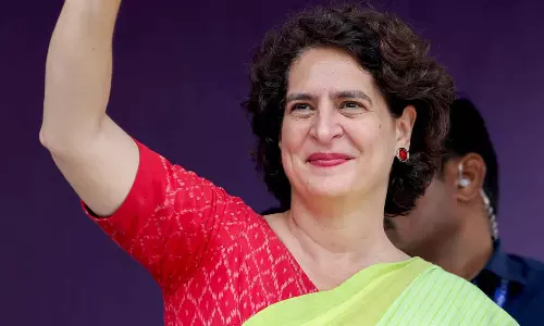 தாய் குழந்தைகளை பார்த்துக்கொள்வது போல் வயநாட்டிற்கு சேவை செய்ய விருப்பம்: பிரியங்கா காந்தி