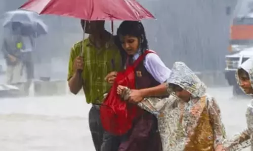 சிவகங்கையில் மழை- விடுமுறை குறித்து தலைமை ஆசிரியர்களே முடிவெடுக்க அறிவுறுத்தல்