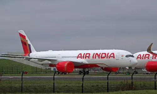 172 பயணிகளுடன் புறப்பட்ட ஏர் இந்தியா விமானத்தில் இயந்திர கோளாறு