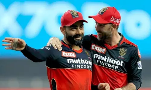 விராட் கோலி.. ஆர்.சி.பி... புத்தகத்தில் வரி வரியாக வர்ணித்த மேக்ஸ்வெல்