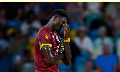 கேப்டனுடன் மோதல்: அல்ஜாரி ஜோசப்புக்கு விதித்த தடை என்ன தெரியுமா?