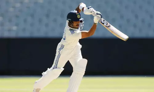 2-வது இன்னிங்சிலும் ஜூரெல் அரைசதம்: 229 ரன்னில் ஆல்அவுட் ஆன இந்தியா ஏ