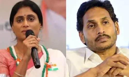 சட்டசபைக்கு செல்ல தைரியம் இல்லை- ஜெகன்மோகன் ரெட்டி மீது ஷர்மிளா பாய்ச்சல்