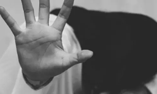 மணிப்பூரில் பயங்கரம்- பழங்குடியின இளம்பெண் பாலியல் வன்கொடுமை செய்து எரித்து கொலை