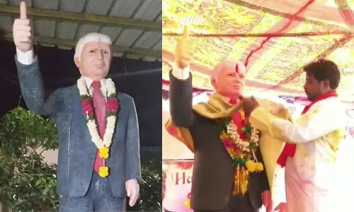 டொனால்டு ட்ரம்பிற்காக கட்டப்பட்ட கோயிலில் வழிபாடு நடத்திய தெலுங்கானா கிராம மக்கள்