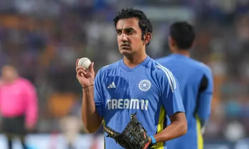 என்ன கம்பீர் இதெல்லாம்.. காண்டான பி.சி.சி.ஐ.. கோச் பதவிக்கு ஆப்பு? - அடுத்து யாருக்கு வாய்ப்பு?